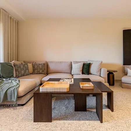 Luxury Salinas Beachside *