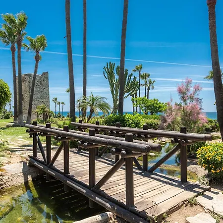 Apartment Luxury Salinas Beachside Estepona