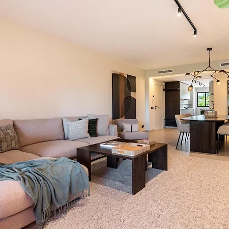 Luxury Salinas Beachside Daire