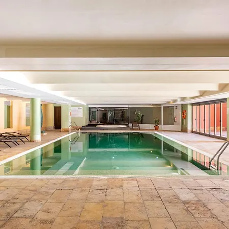 Daire Luxury Salinas Beachside